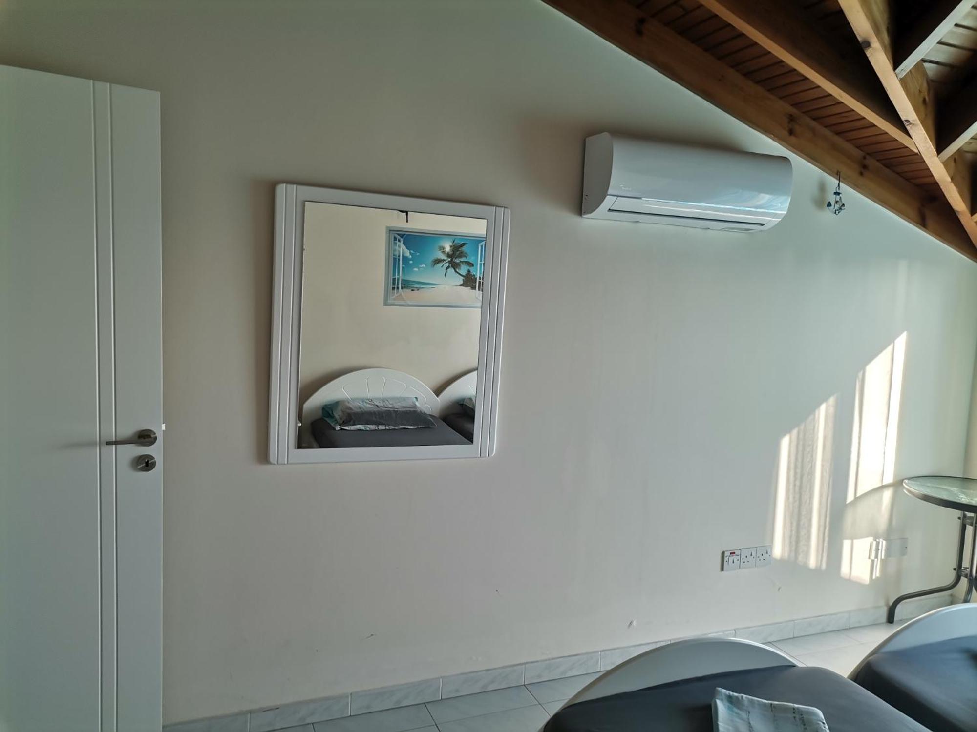 Lighthouse Appartement Larnaca Kamer foto