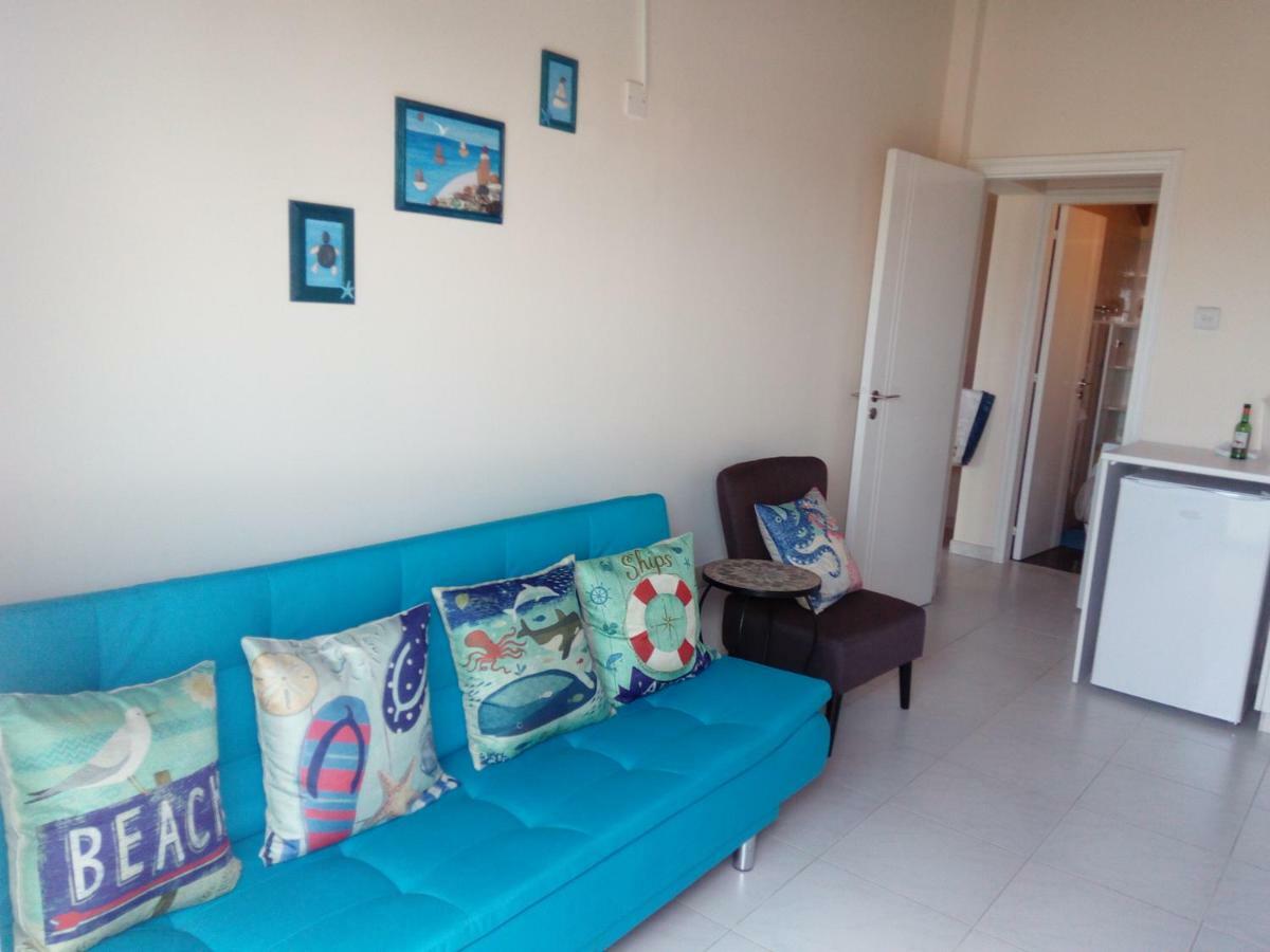 Lighthouse Appartement Larnaca Buitenkant foto