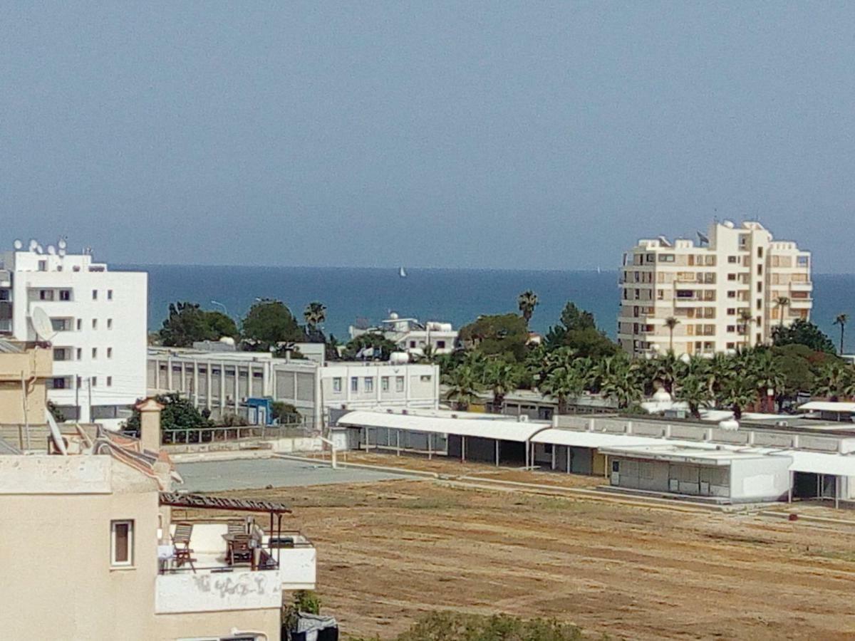 Lighthouse Appartement Larnaca Buitenkant foto